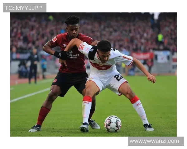 国王杯惊天逆转AC米兰力克巴黎圣日耳曼全场沸腾战术解析